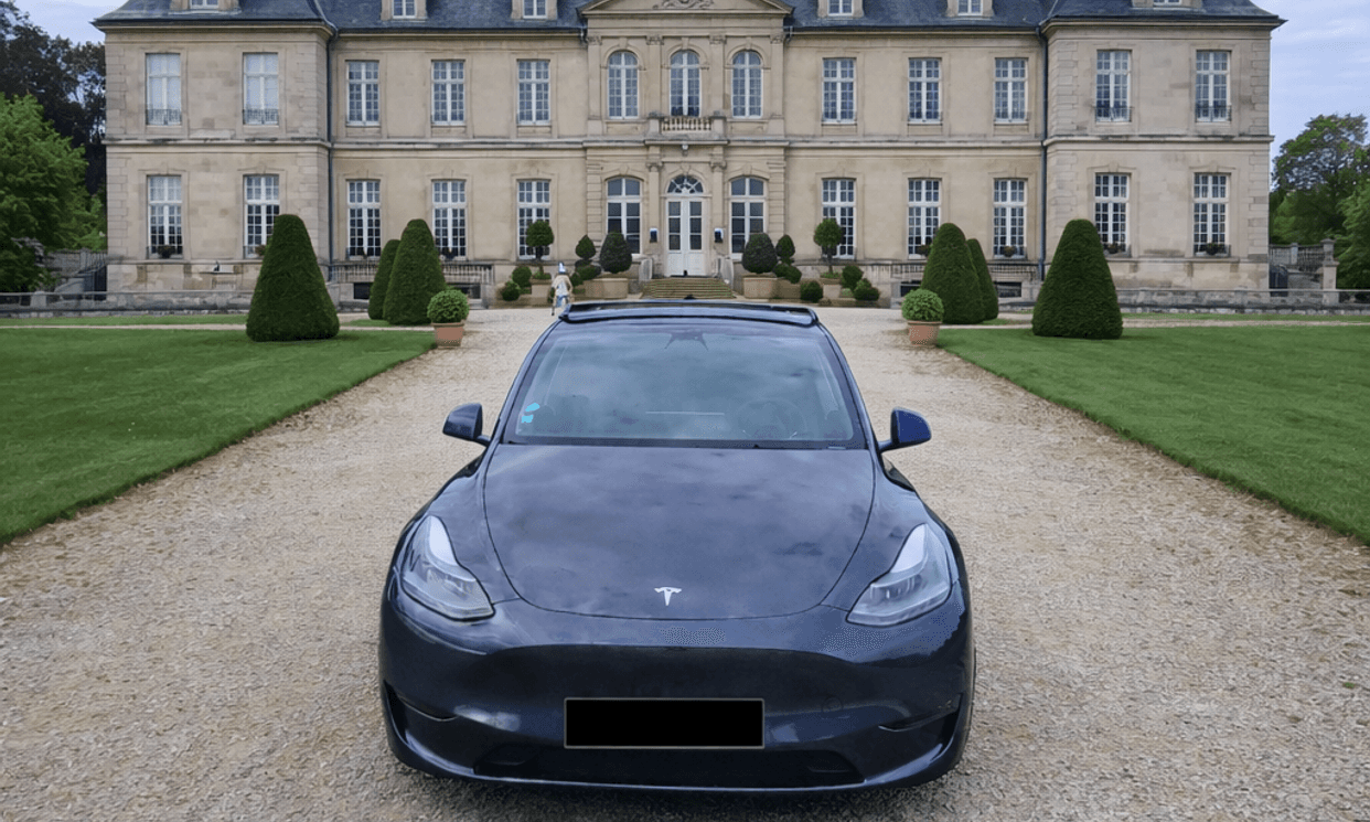 Tesla MODEL Y — photo 4