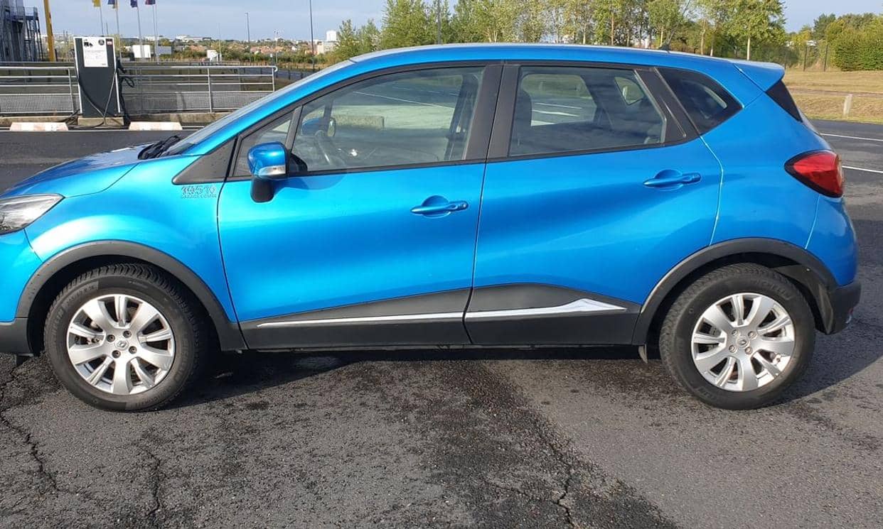 Renault CAPTUR — photo 2