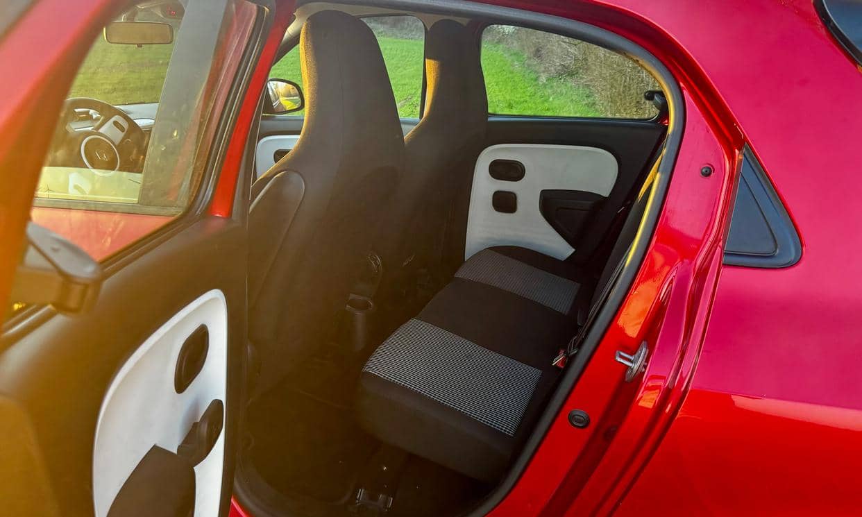 Renault TWINGO III — photo 9