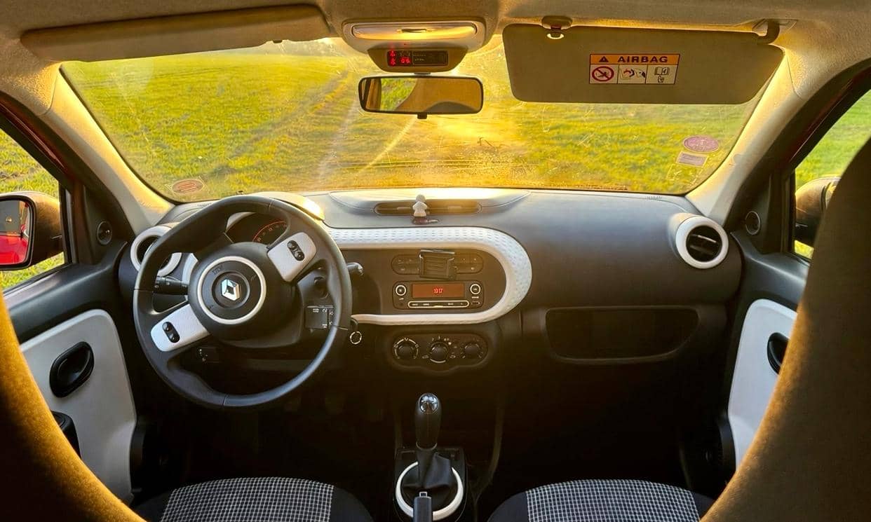 Renault TWINGO III — photo 11