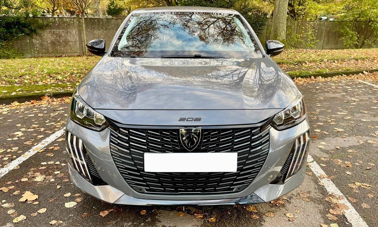 Peugeot 208 — photo 13