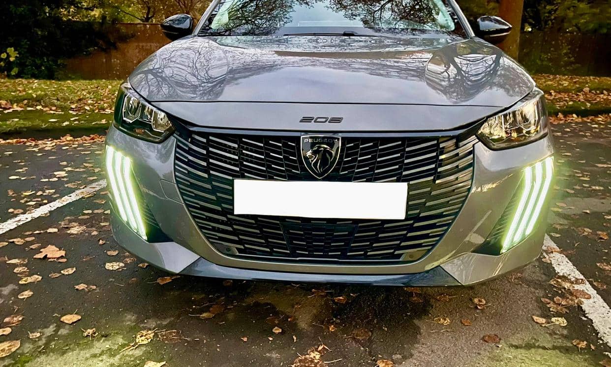 Peugeot 208 — photo 20