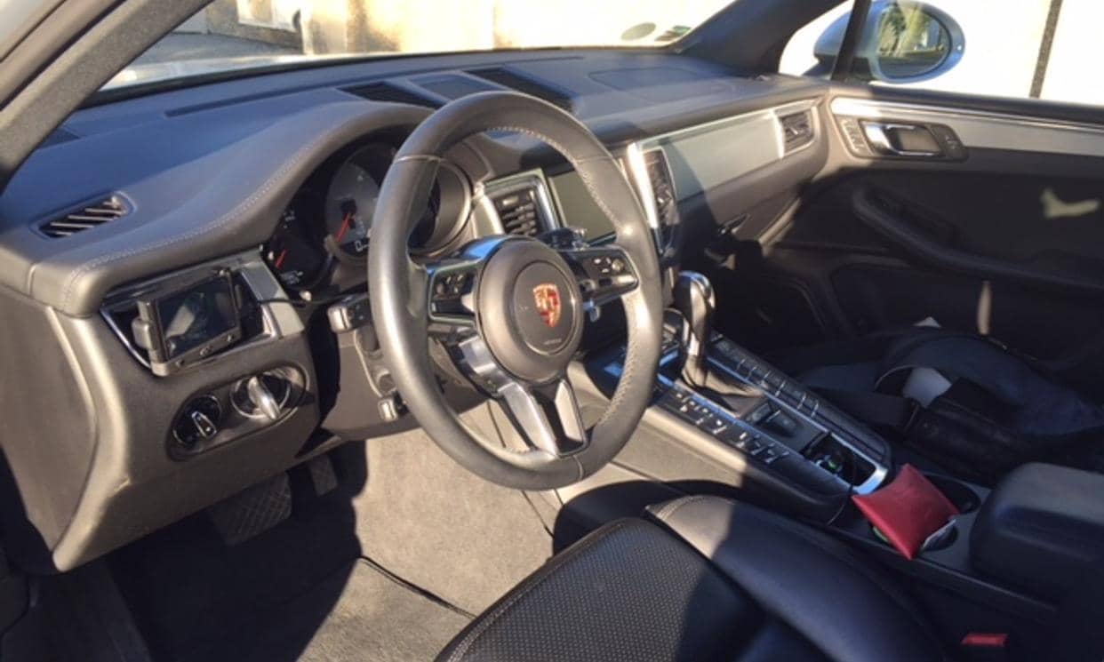 Porsche MACAN — photo 3