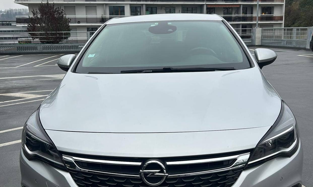 Opel ASTRA — photo 2