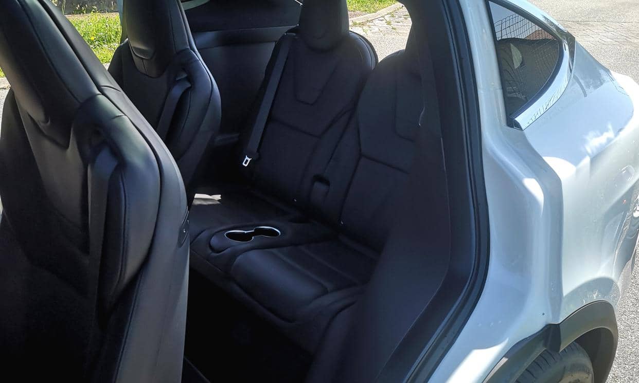 Tesla MODEL X — photo 6