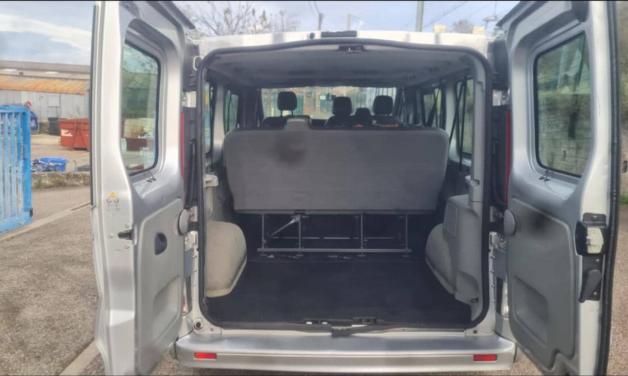 Renault TRAFIC PASSENGER — photo 5