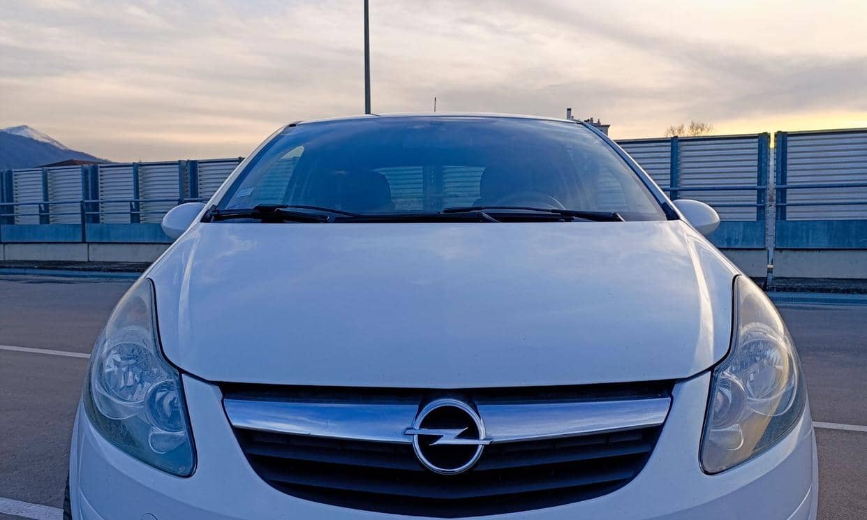 Opel CORSA — photo 6