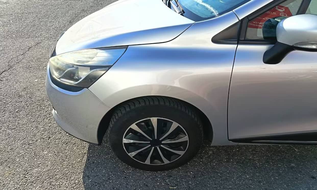 Renault CLIO IV — photo 5