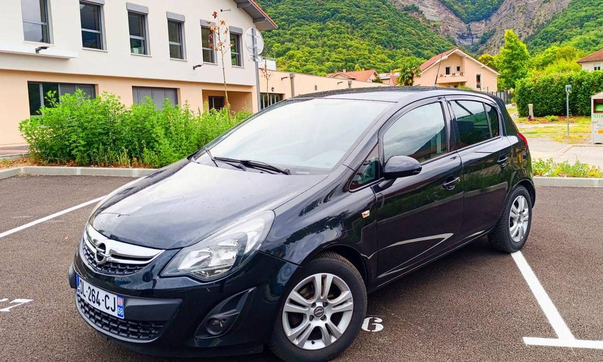 Opel CORSA — photo 4