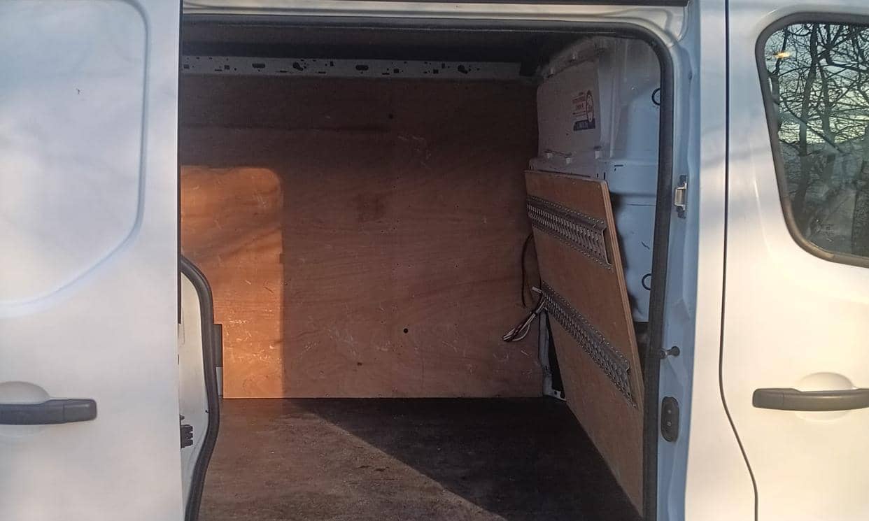 Opel VIVARO — photo 14