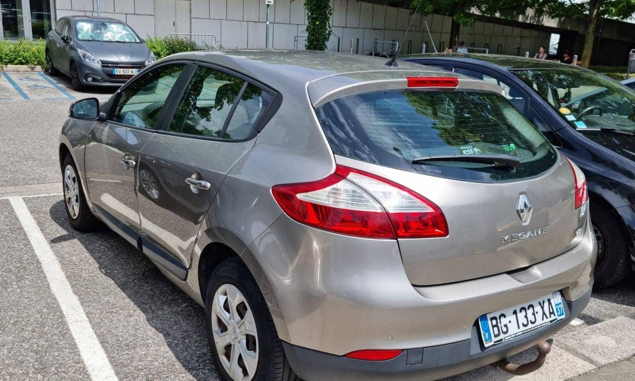 Renault MEGANE III — photo 3
