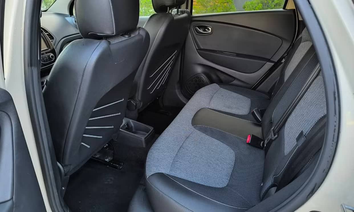 Renault CAPTUR — photo 3