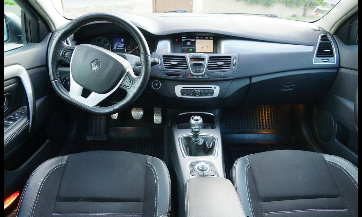 Renault LAGUNA III — photo 4