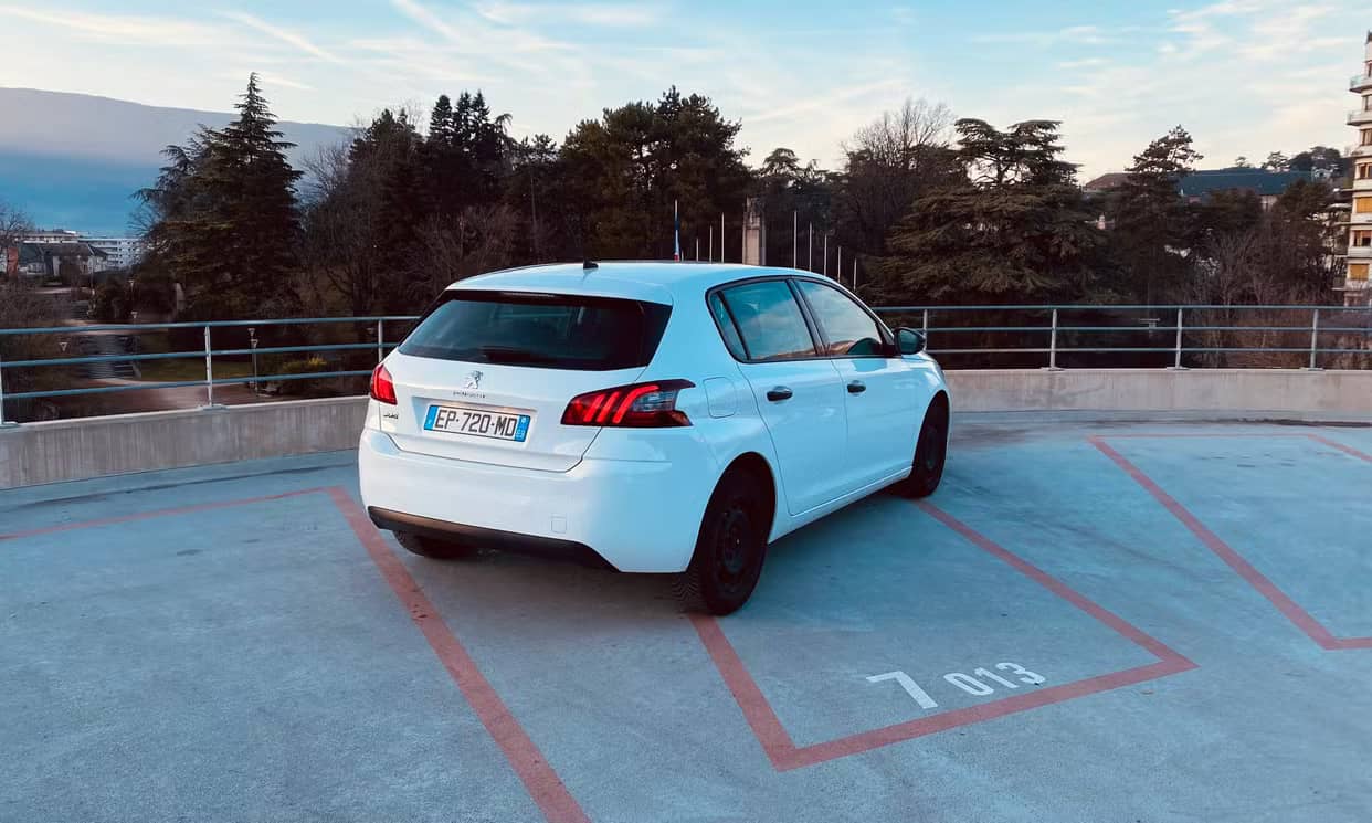 Peugeot 308 — photo 4