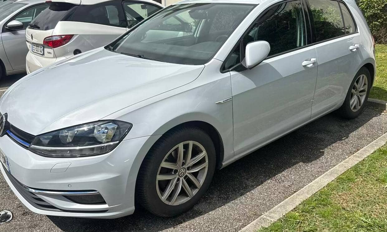 Volkswagen GOLF — photo 2
