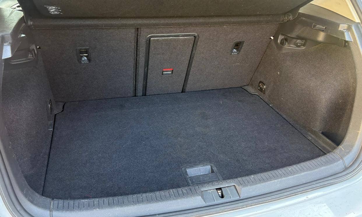Volkswagen GOLF — photo 10