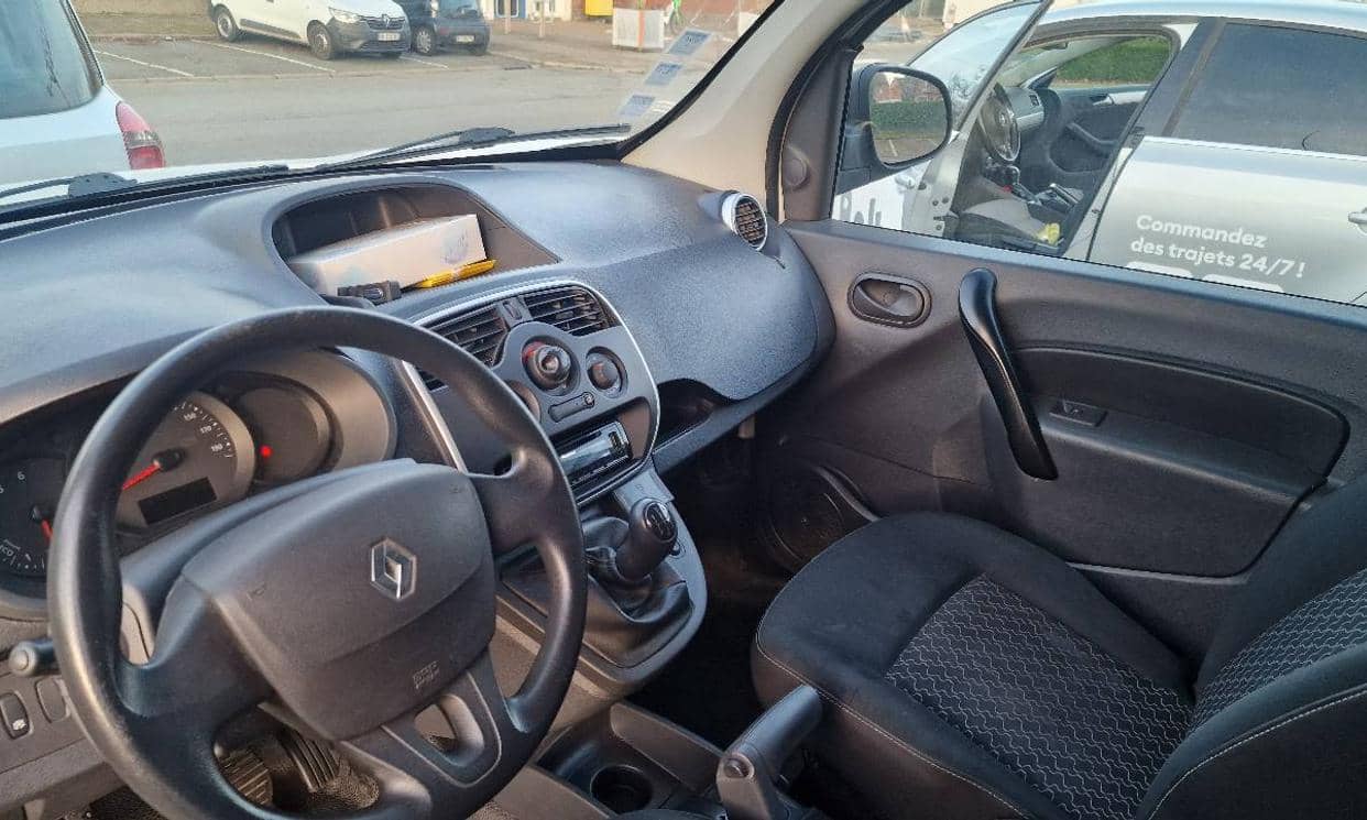 Renault KANGOO EXPRESS II — photo 12