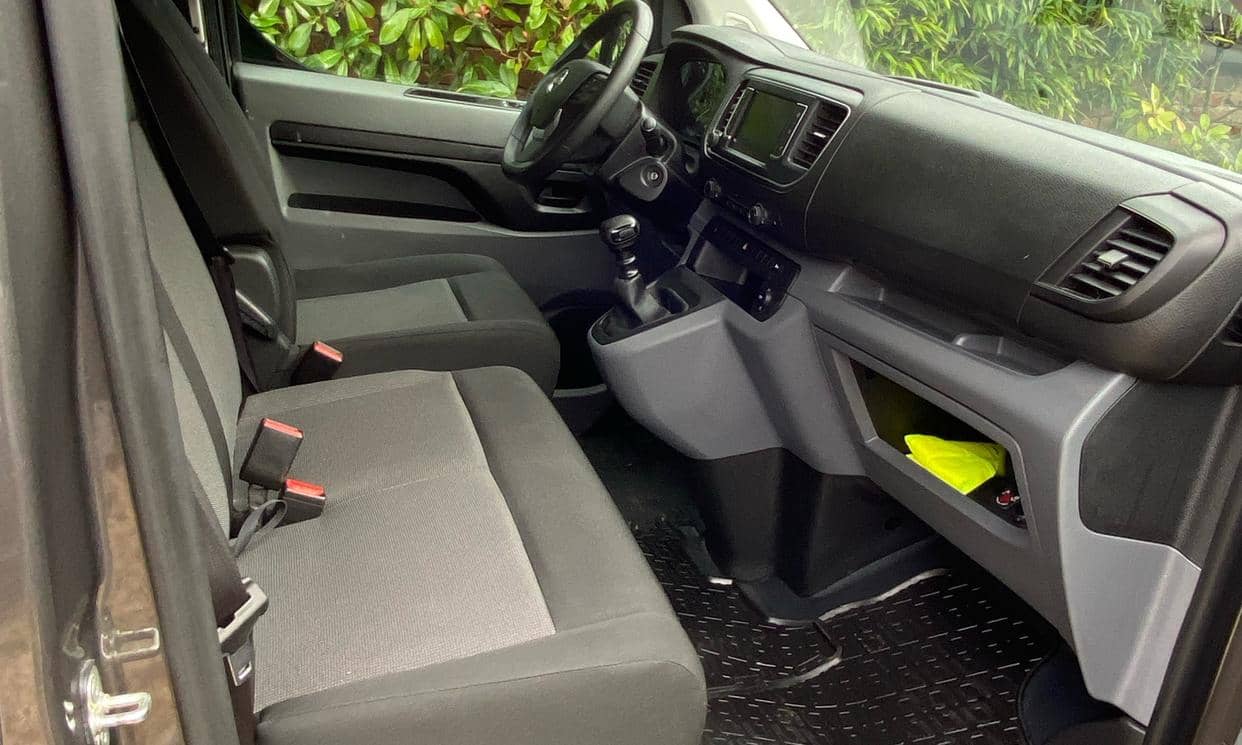 Opel VIVARO — photo 9