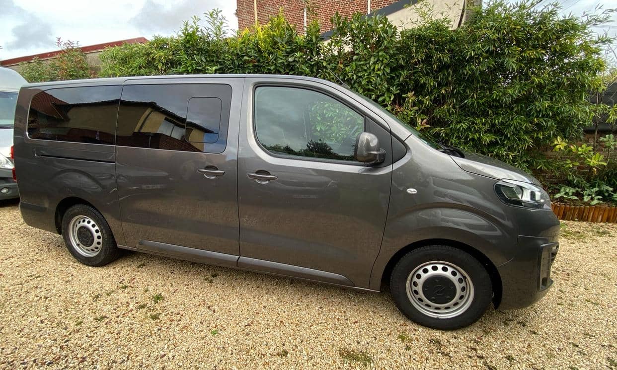 Opel VIVARO — photo 2