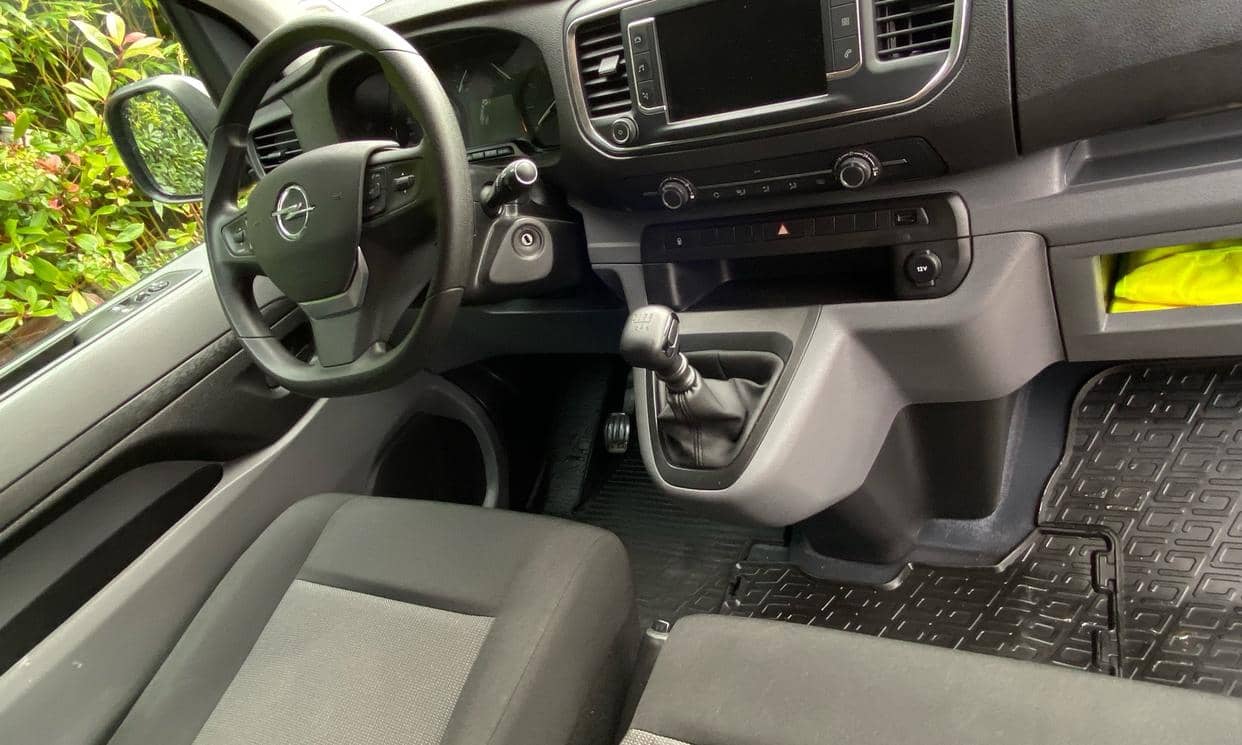 Opel VIVARO — photo 4