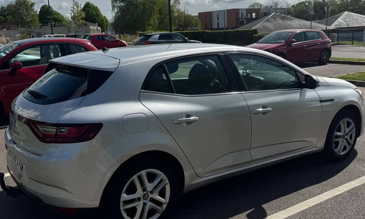 Renault MEGANE IV — photo 6