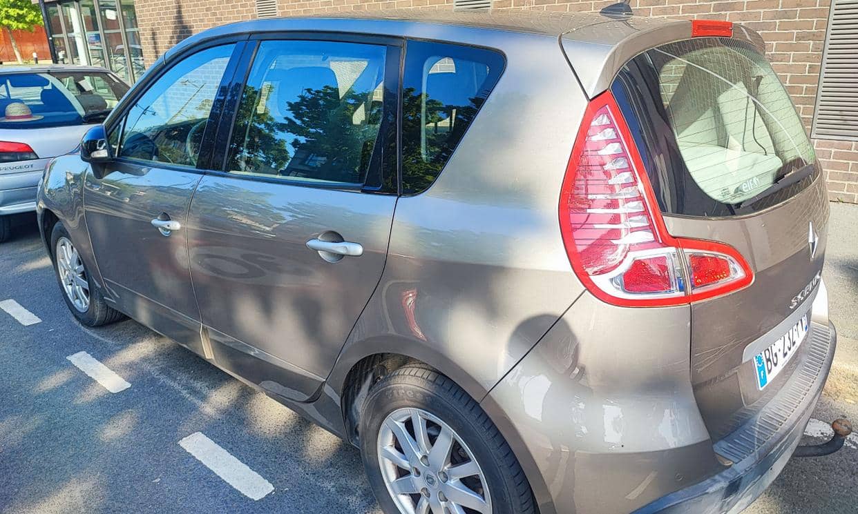 Renault SCENIC III — photo 6