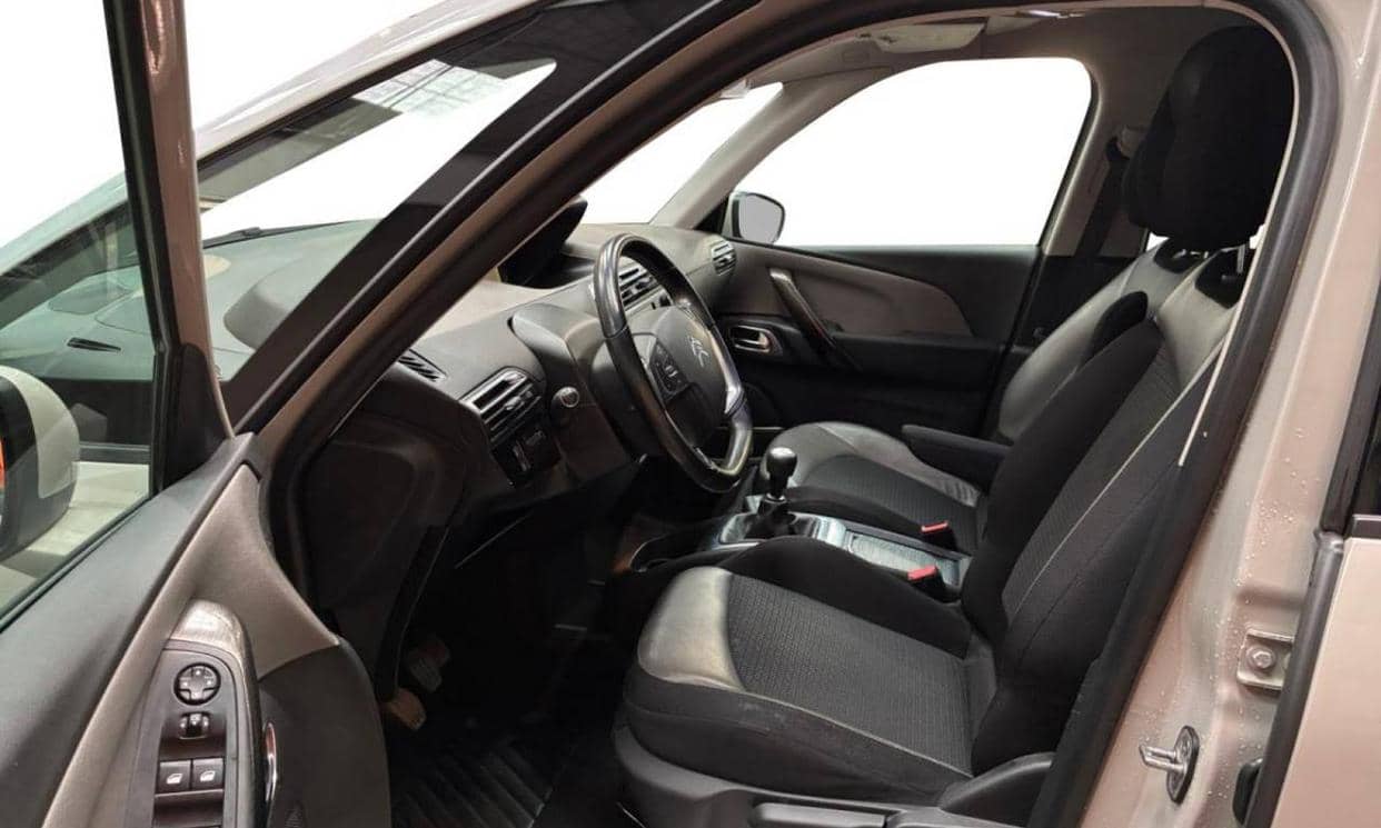 Citroen GRAND C4 PICASSO — photo 8