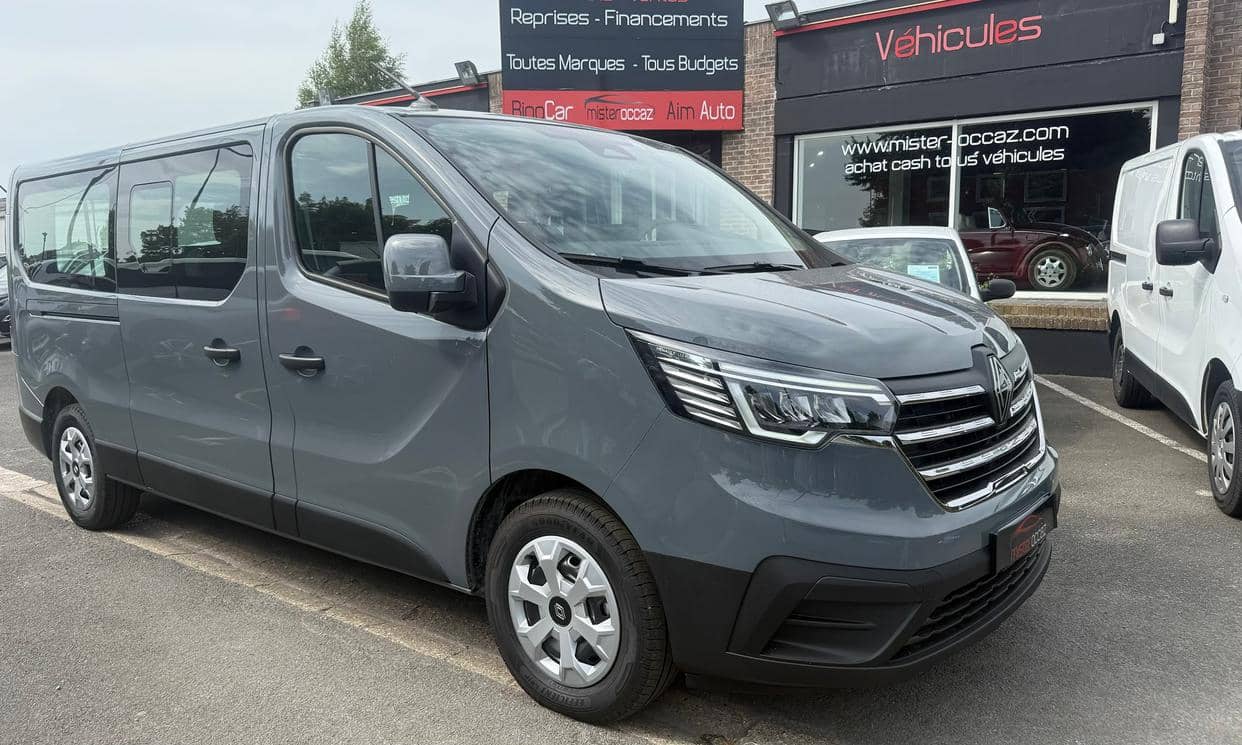 Renault TRAFIC III — photo 4