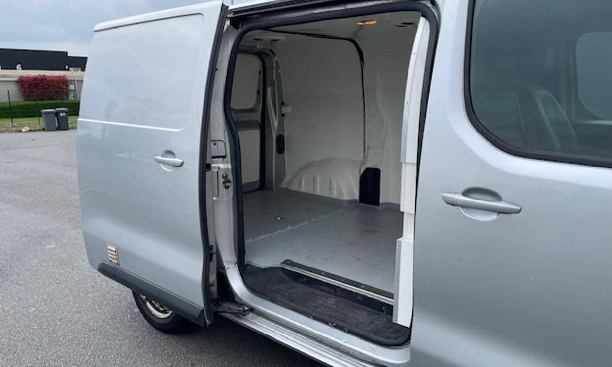 Peugeot EXPERT — photo 4