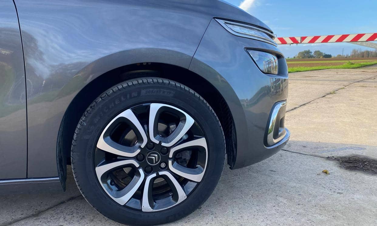 Citroen GRAND C4 SPACETOURER — photo 16
