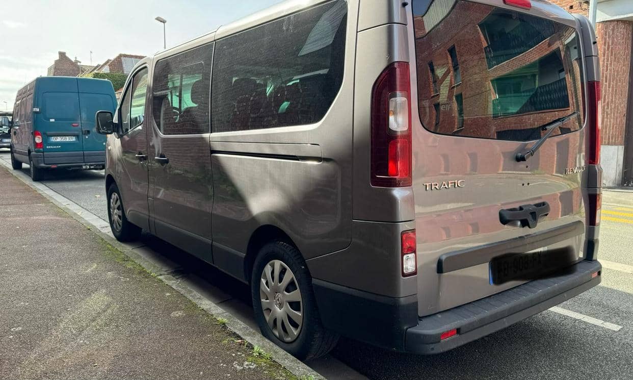 Renault TRAFIC COMBI — photo 8