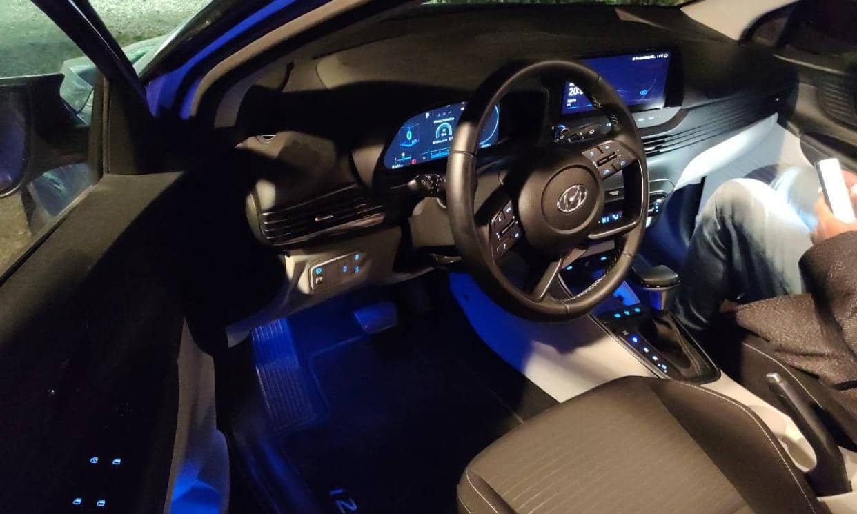 Hyundai i20 — photo 3