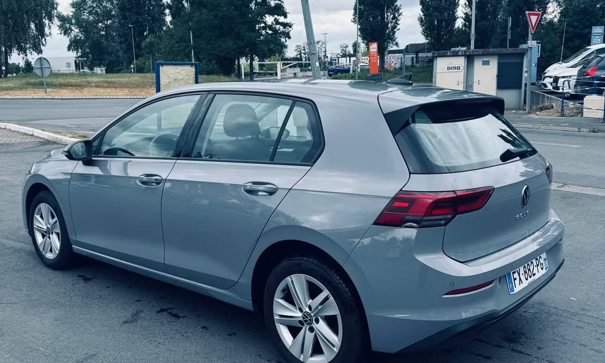 Volkswagen GOLF — photo 13