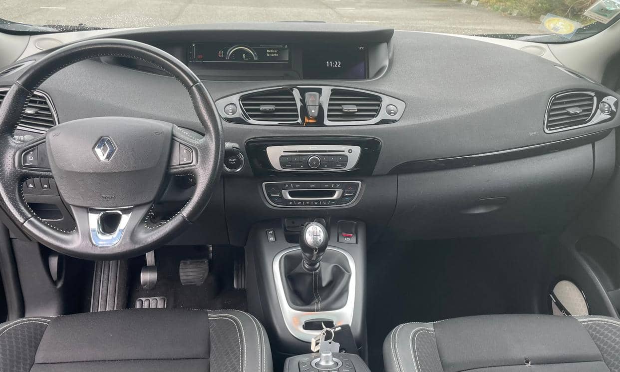 Seat LEON — photo 3