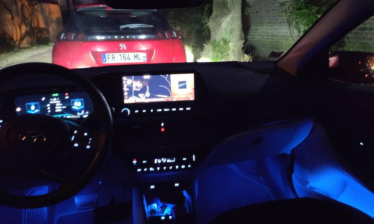 Hyundai i20 — photo 2