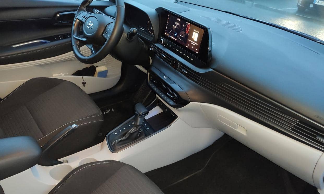 Hyundai i20 — photo 4