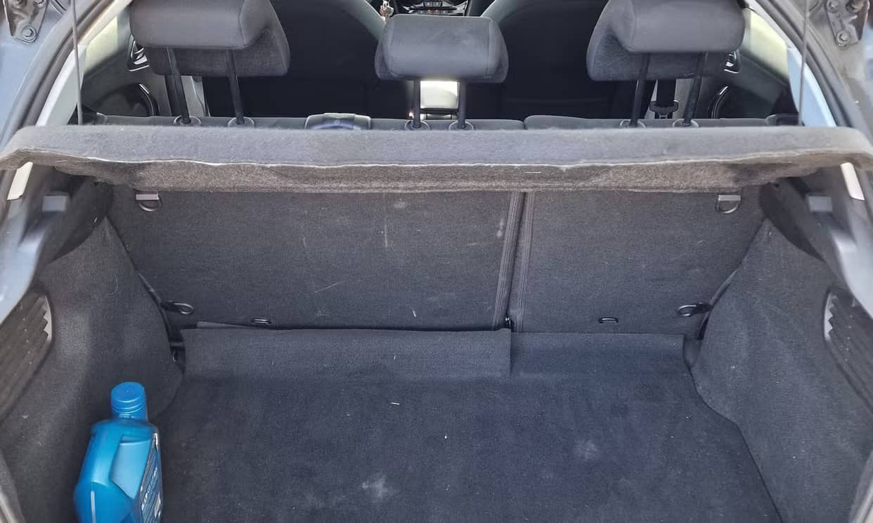 Peugeot 208 — photo 7