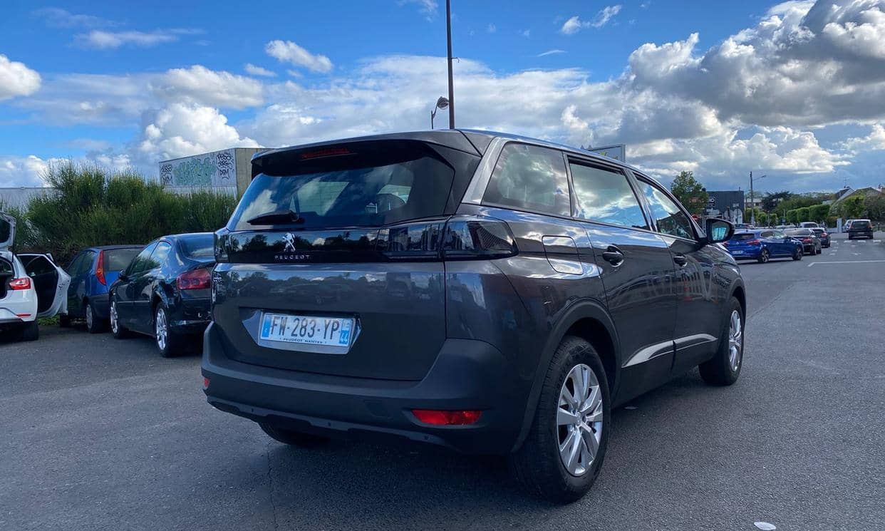 Peugeot 5008 — photo 9