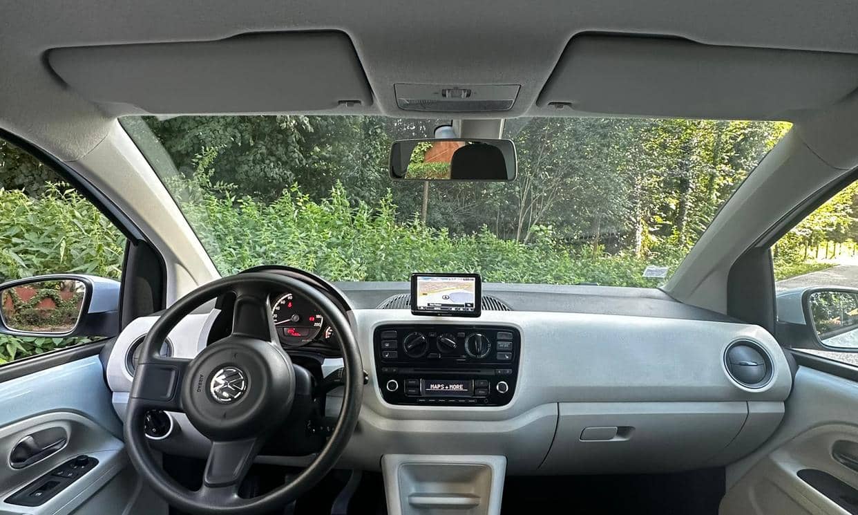 Volkswagen UP — photo 2