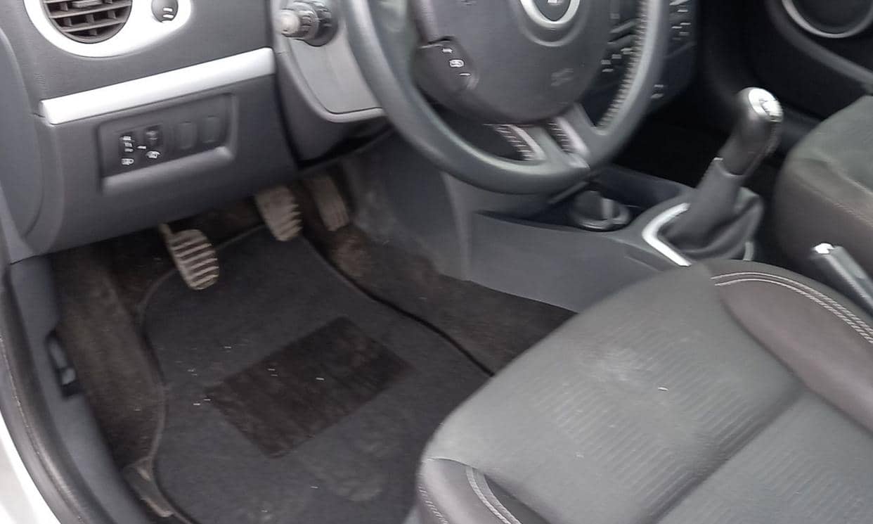 Renault CLIO III — photo 3
