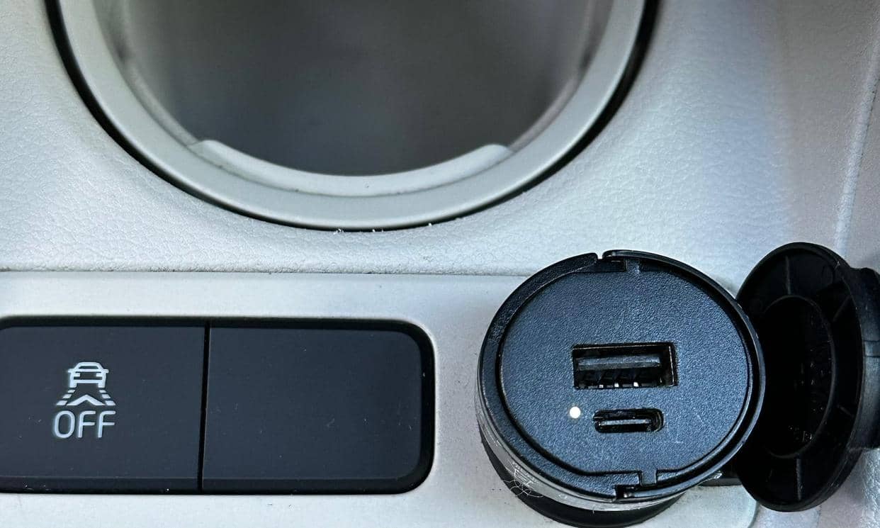 Volkswagen UP — photo 12
