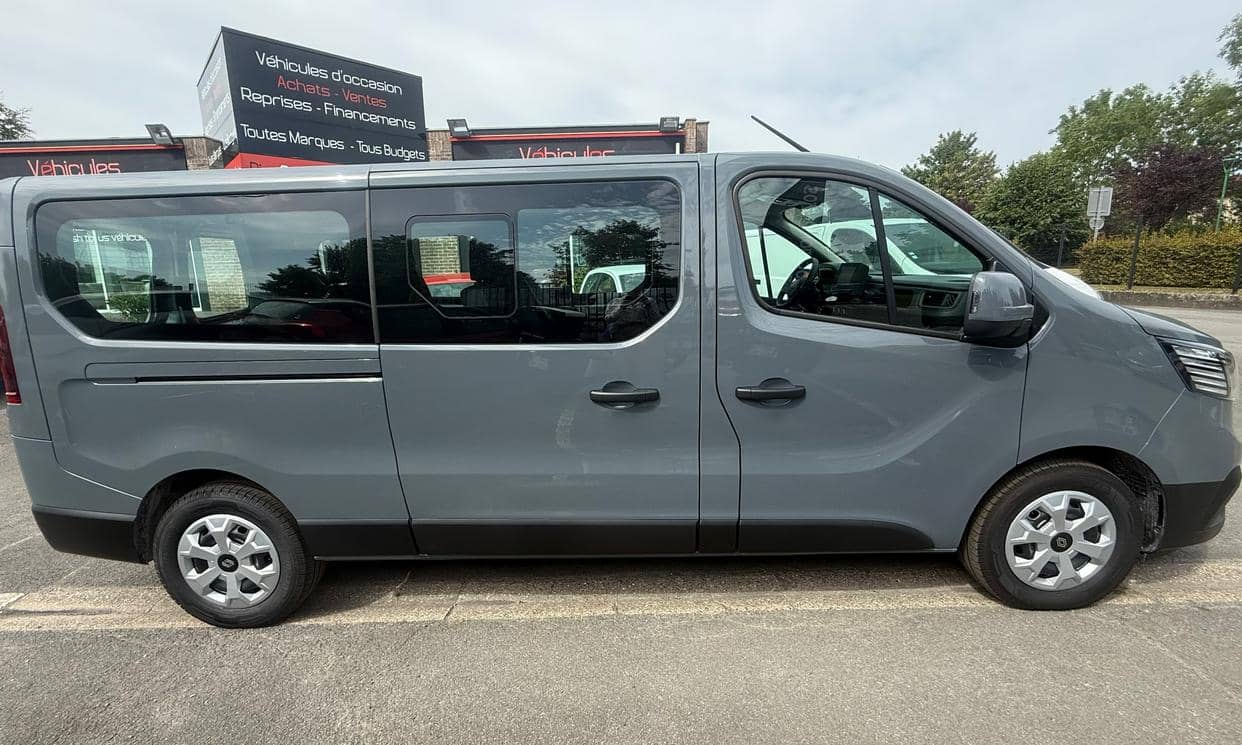 Renault TRAFIC III — photo 5
