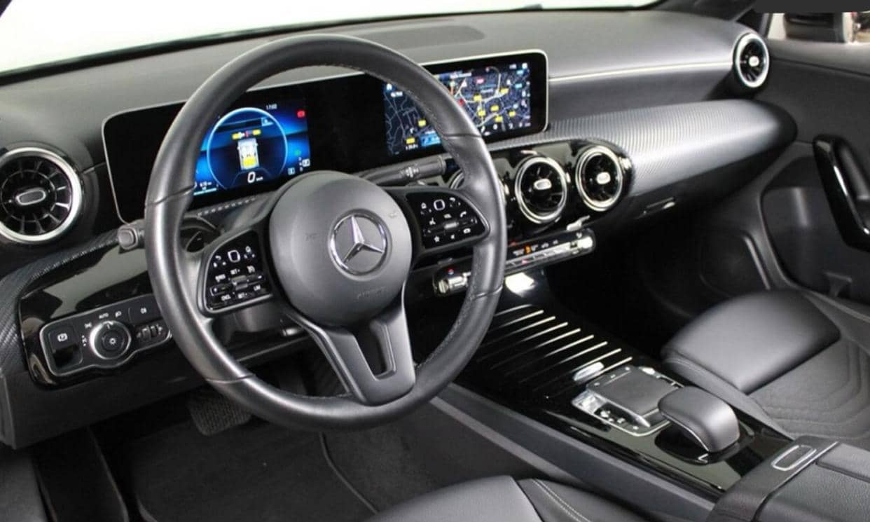 Mercedes-Benz CLASSE A — photo 2
