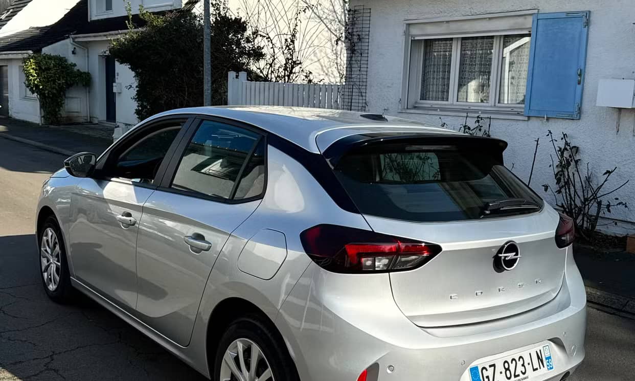 Opel CORSA — photo 2