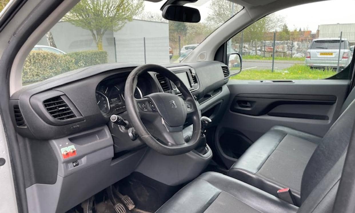 Peugeot EXPERT — photo 6