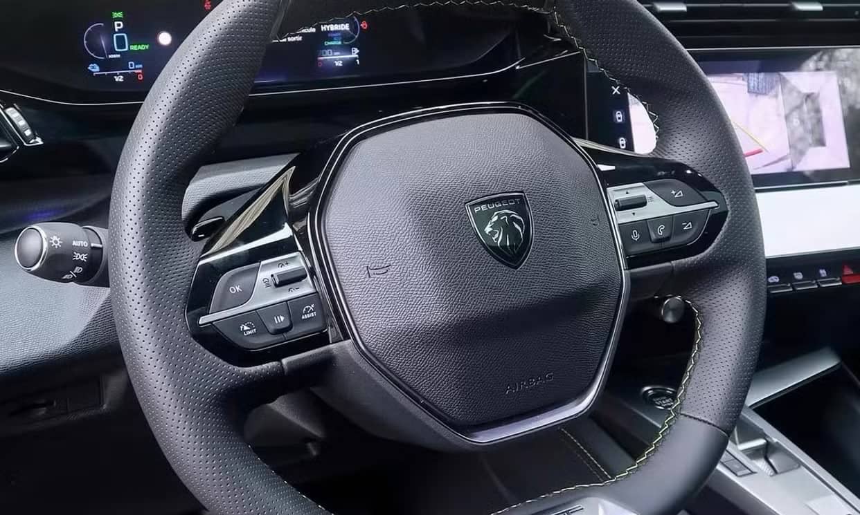 Peugeot 408 — photo 6