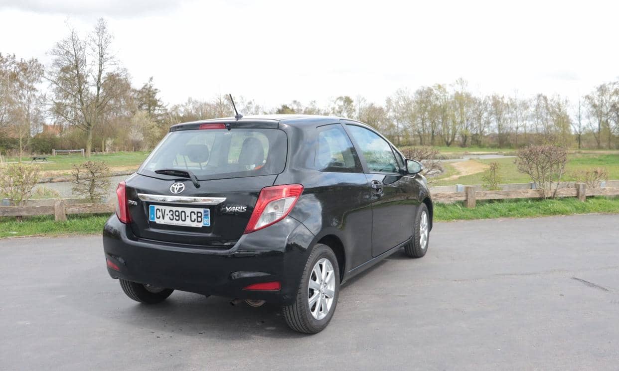 Toyota YARIS — photo 4