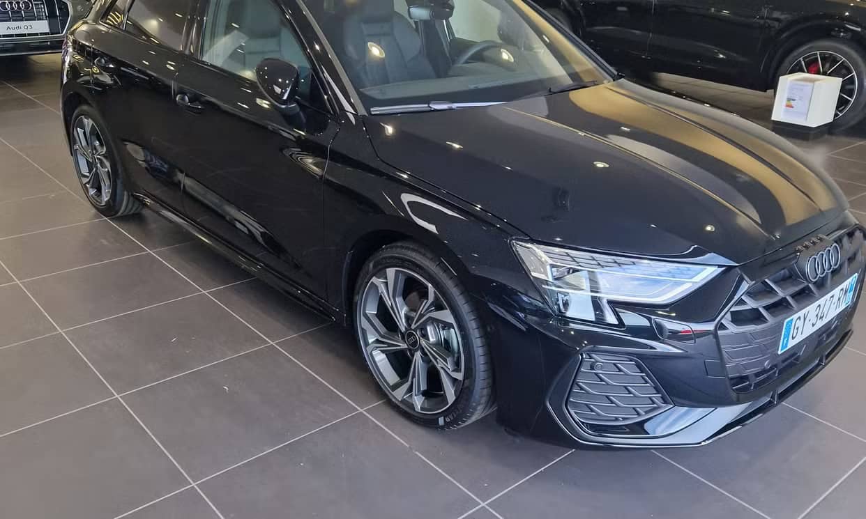 Audi A3 SPORTBACK — photo 2