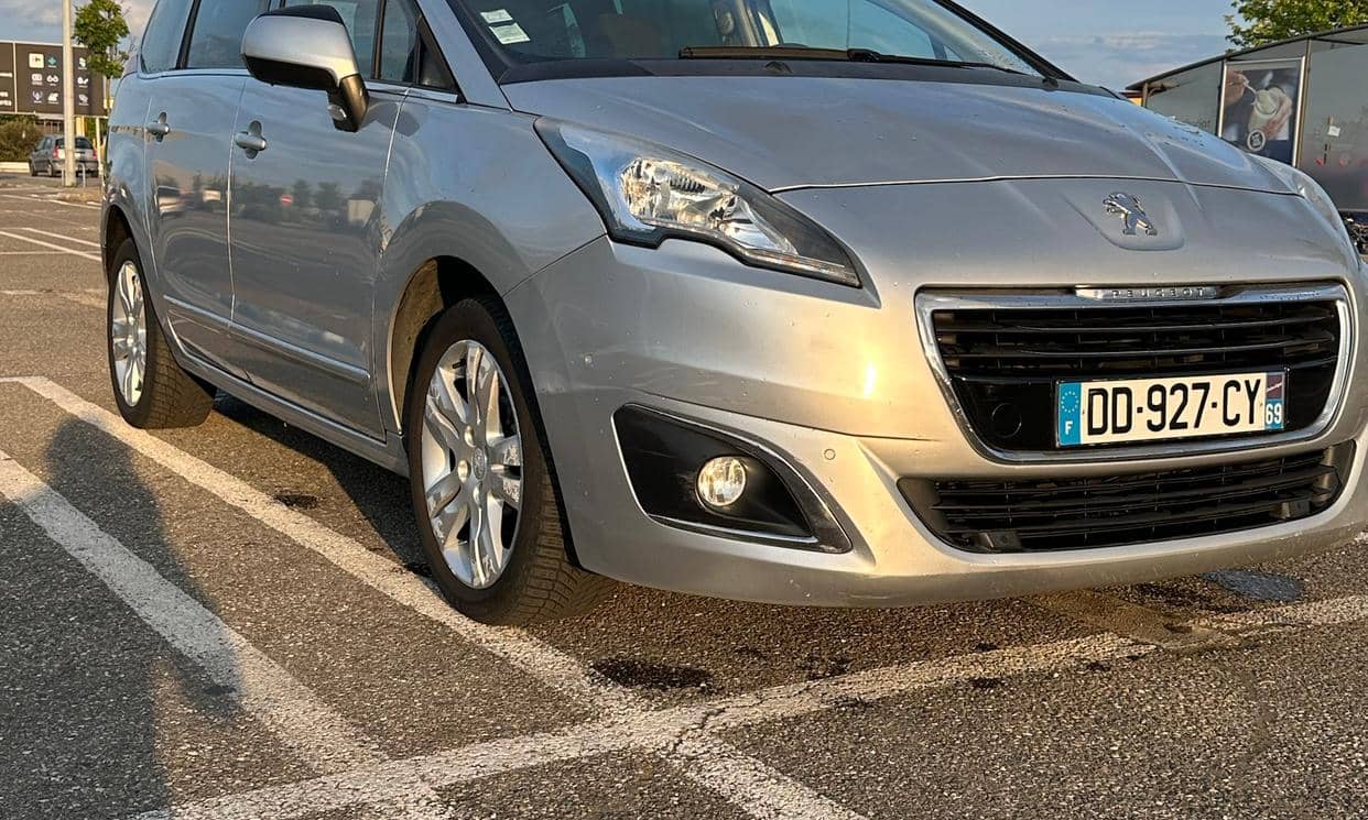 Peugeot 5008 — photo 2