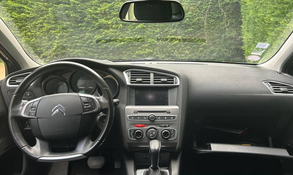 Citroen C4 — photo 8